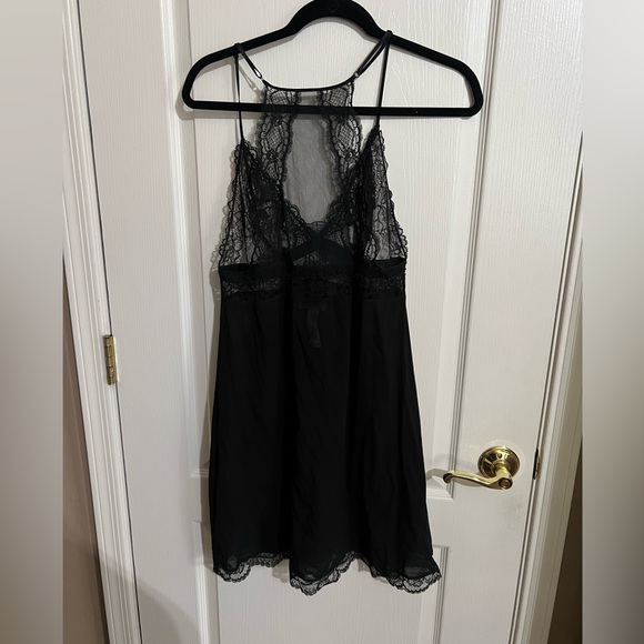 Lise Charmel Nightie Lingerie with Leavers Lace in Black - Picture 3 of 5